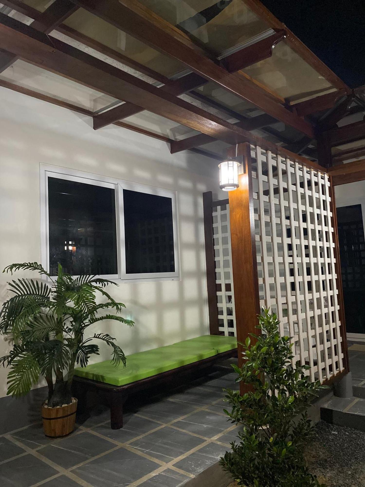 Hotel Suntalee House Nai Yang Beach Esterno foto