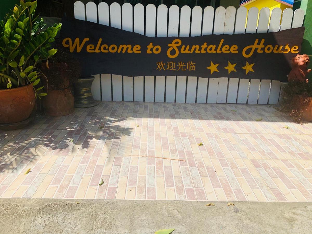 Hotel Suntalee House Nai Yang Beach Esterno foto